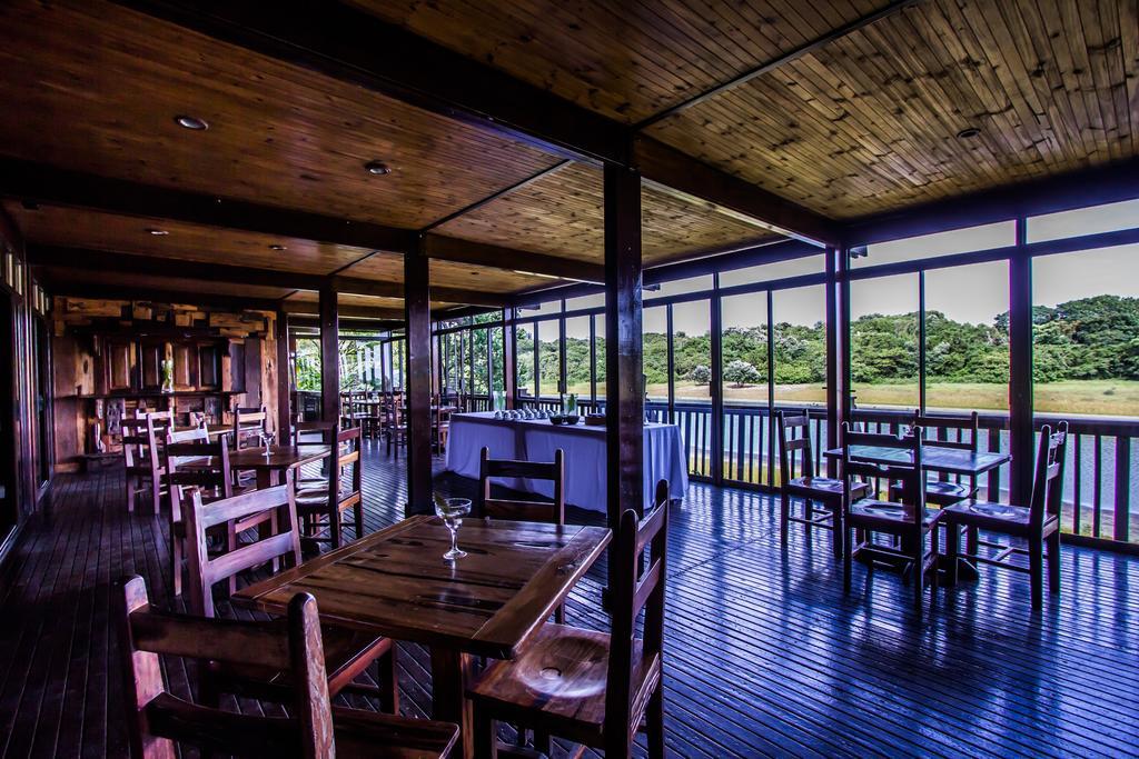 Imvubu Lodge Richards Bay Bagian luar foto